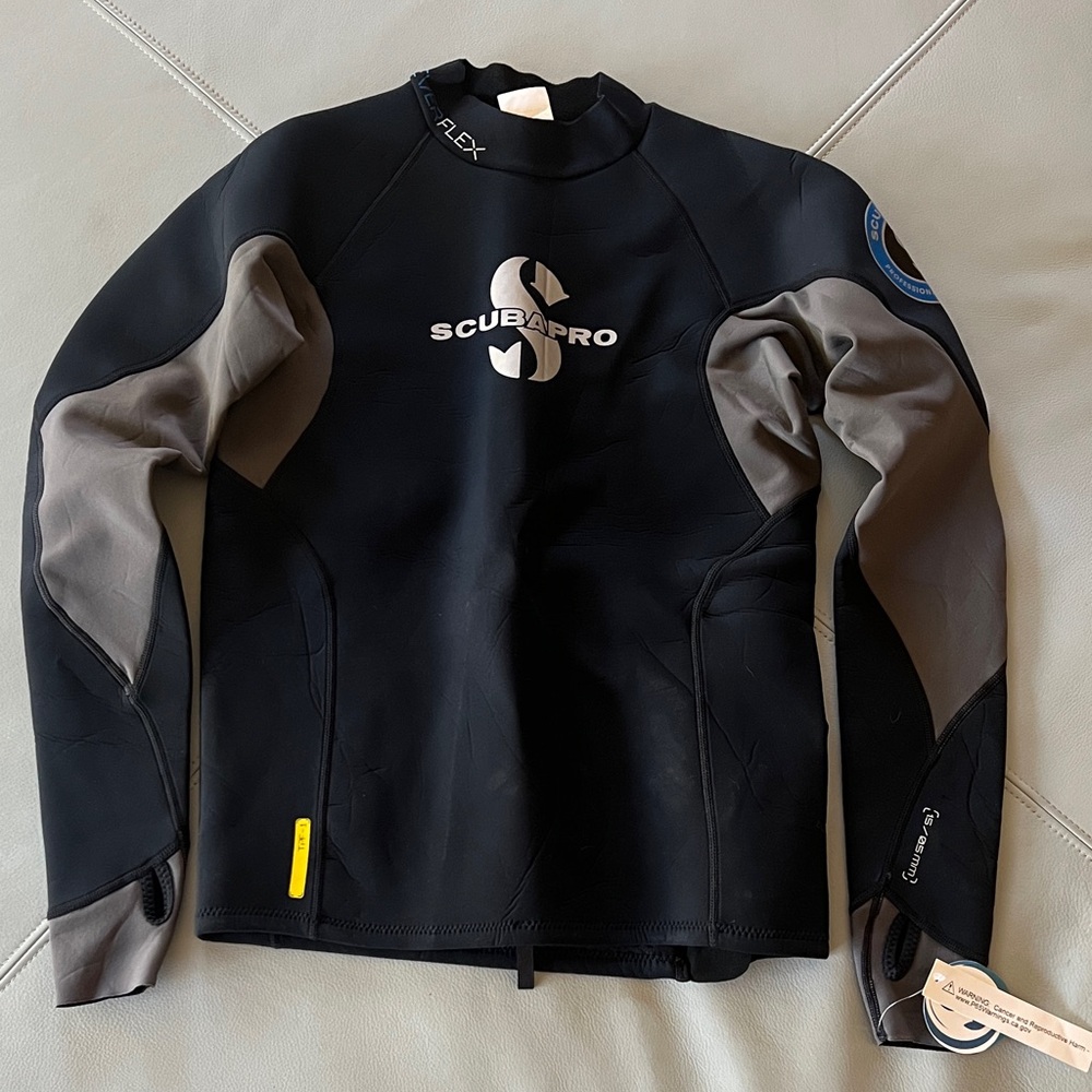 Scubapro Everflex Men's Black and Gray Swim Jacket